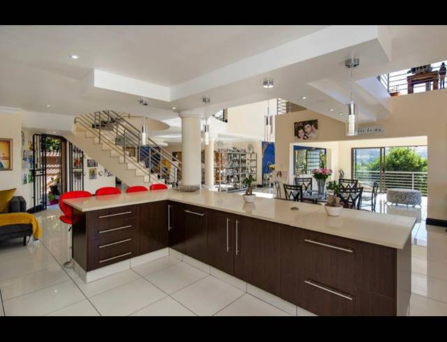 4 BEDROOM HOUSE SOLD IN GLENVISTA